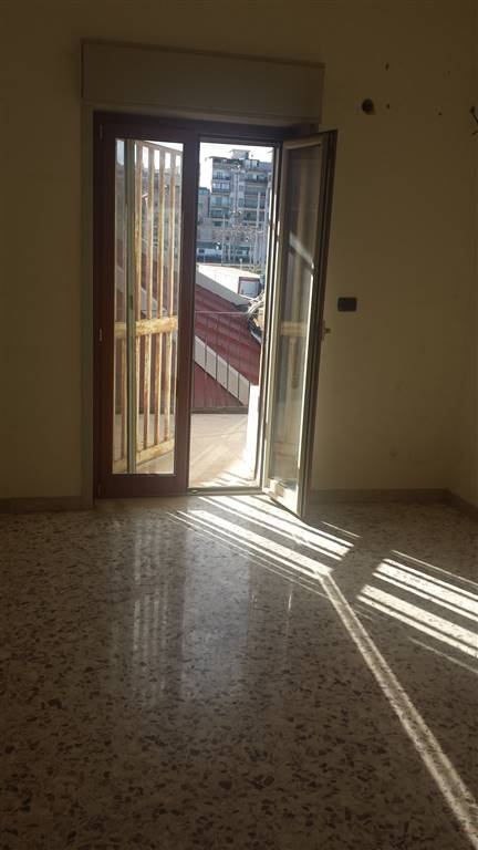 negozio in affitto a Messina