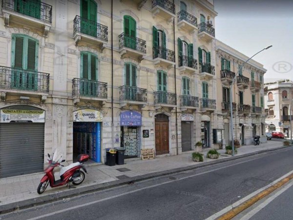 negozio in affitto a Messina