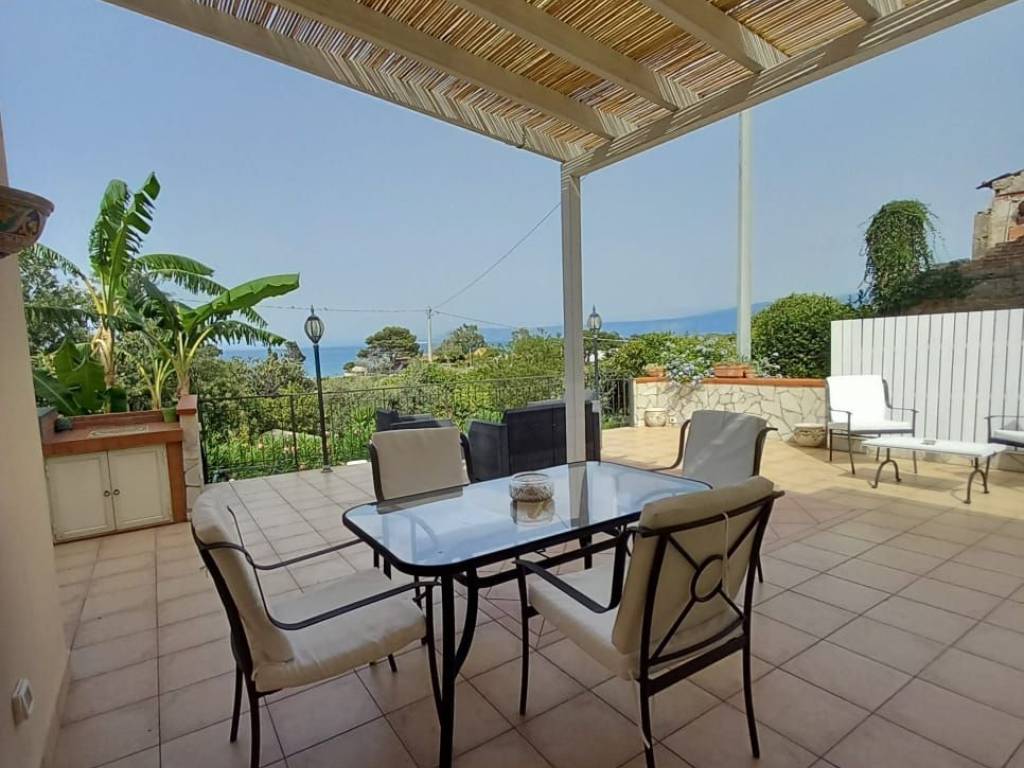 casa indipendente in affitto a Messina in zona Mortelle