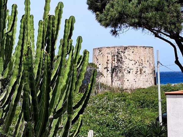 casa indipendente in affitto a Messina in zona Mortelle