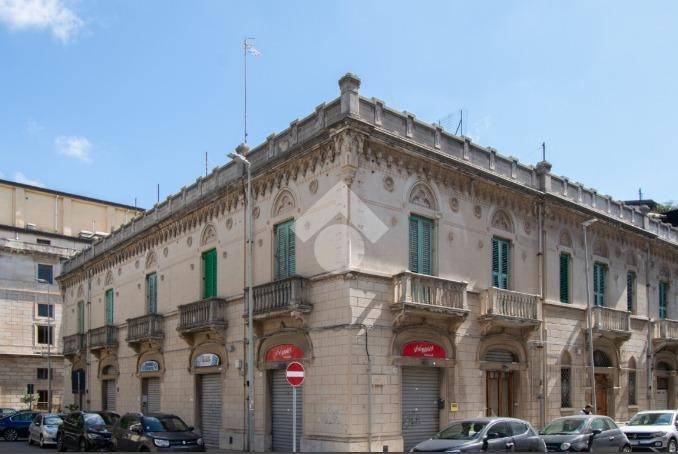 negozio in affitto a Messina in zona Centro Storico