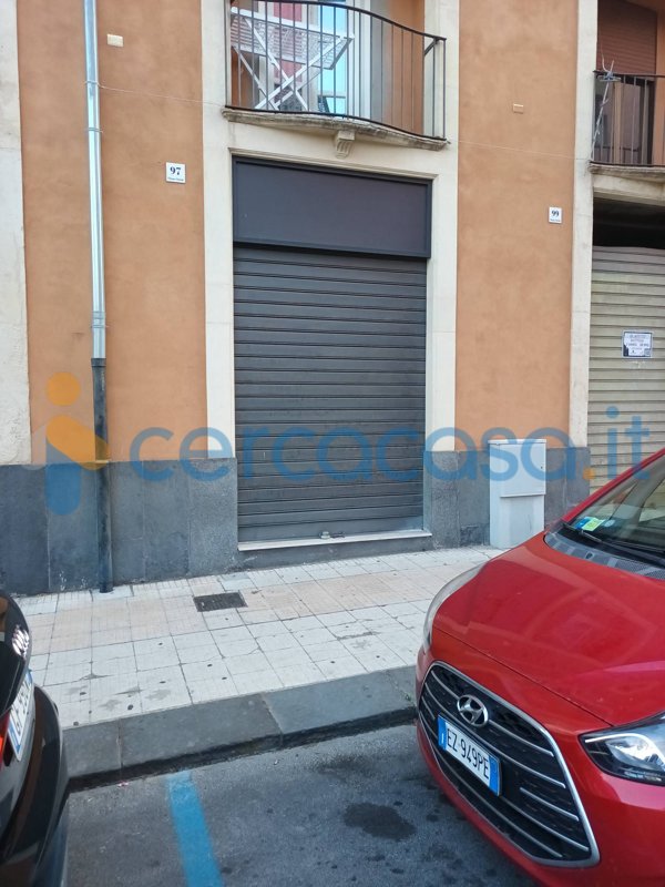negozio in affitto a Messina