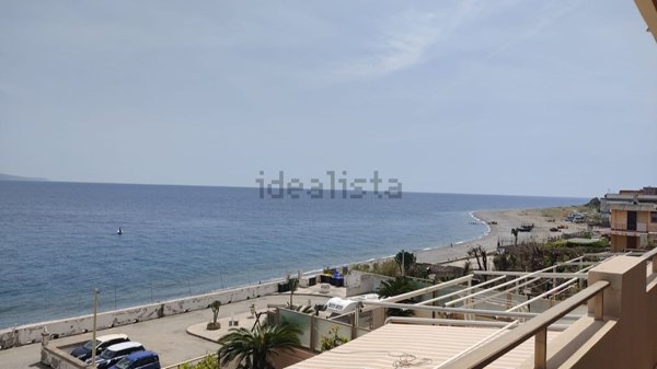 appartamento in affitto a Messina in zona Mili Marina