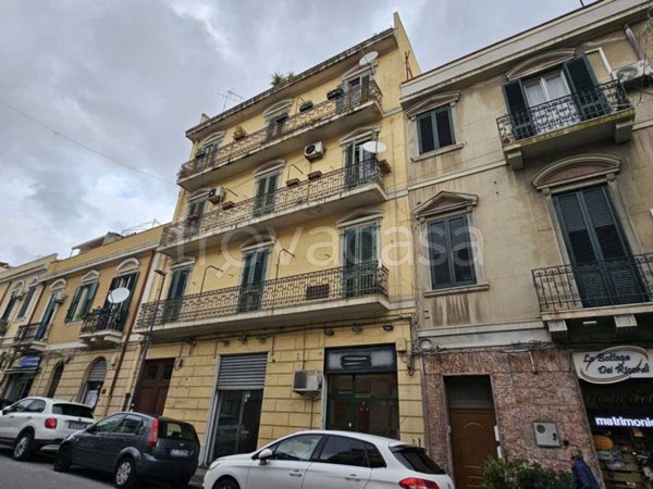 negozio in affitto a Messina in zona Santissima Annunziata