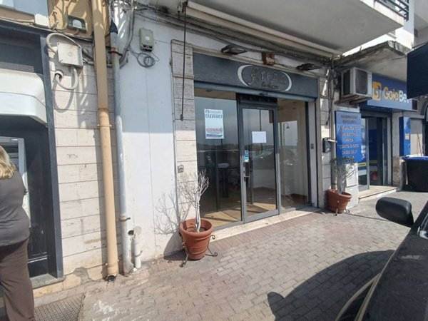 negozio in affitto a Messina in zona Ganzirri