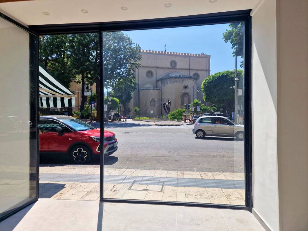 negozio in affitto a Messina in zona Centro Storico