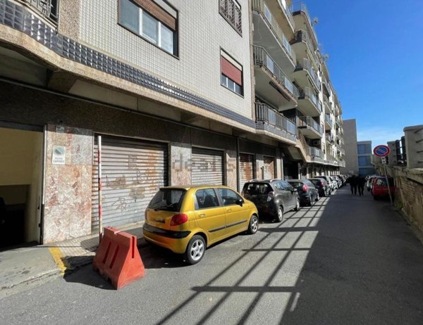 locale commerciale in affitto a Messina in zona Centro Storico