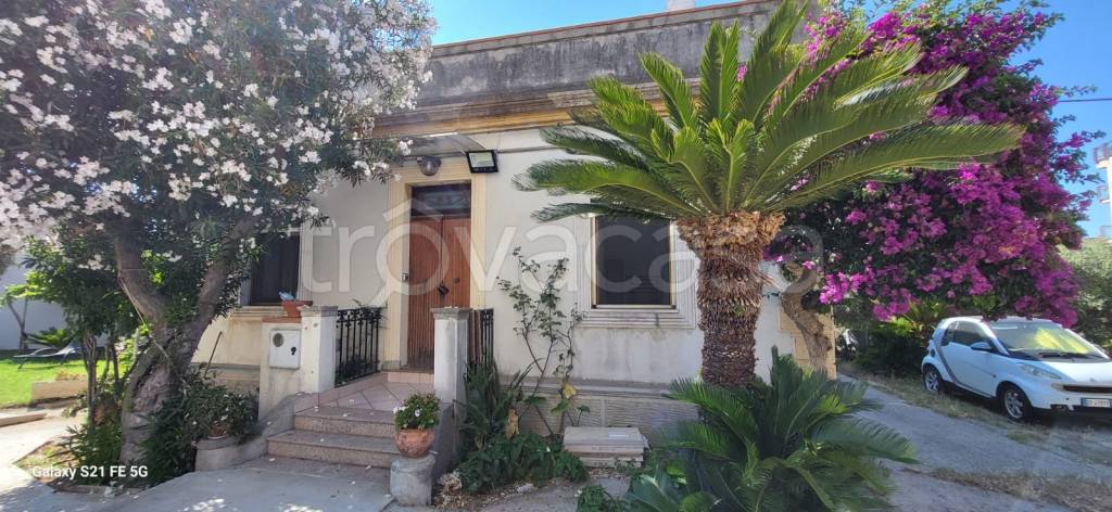 casa indipendente in affitto a Messina