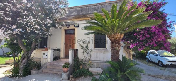 casa indipendente in affitto a Messina