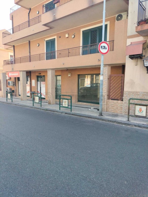 locale commerciale in affitto a Messina in zona Contesse