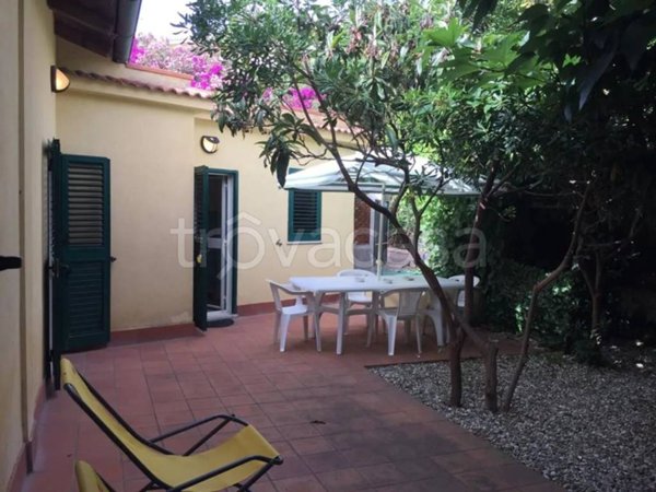 casa indipendente in affitto a Messina