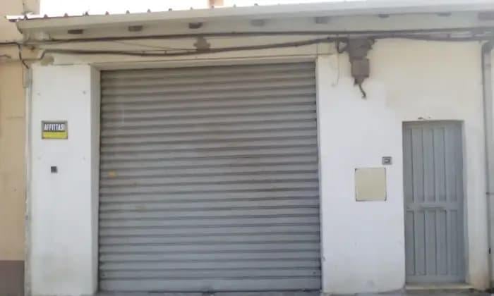 negozio in affitto a Messina