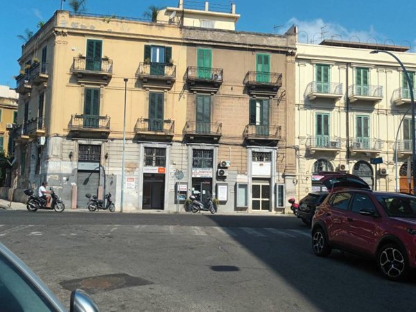 locale commerciale in affitto a Messina in zona Centro Storico