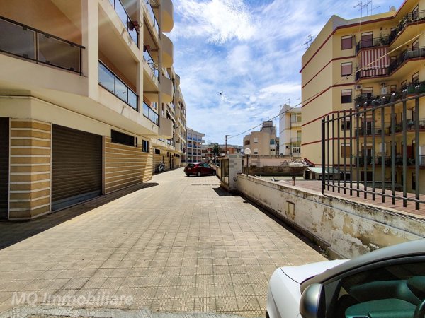 locale commerciale in affitto a Messina in zona Pistunina