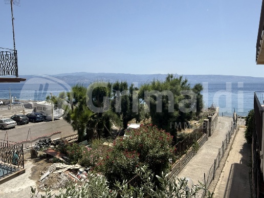 appartamento in affitto a Messina in zona Mili Marina