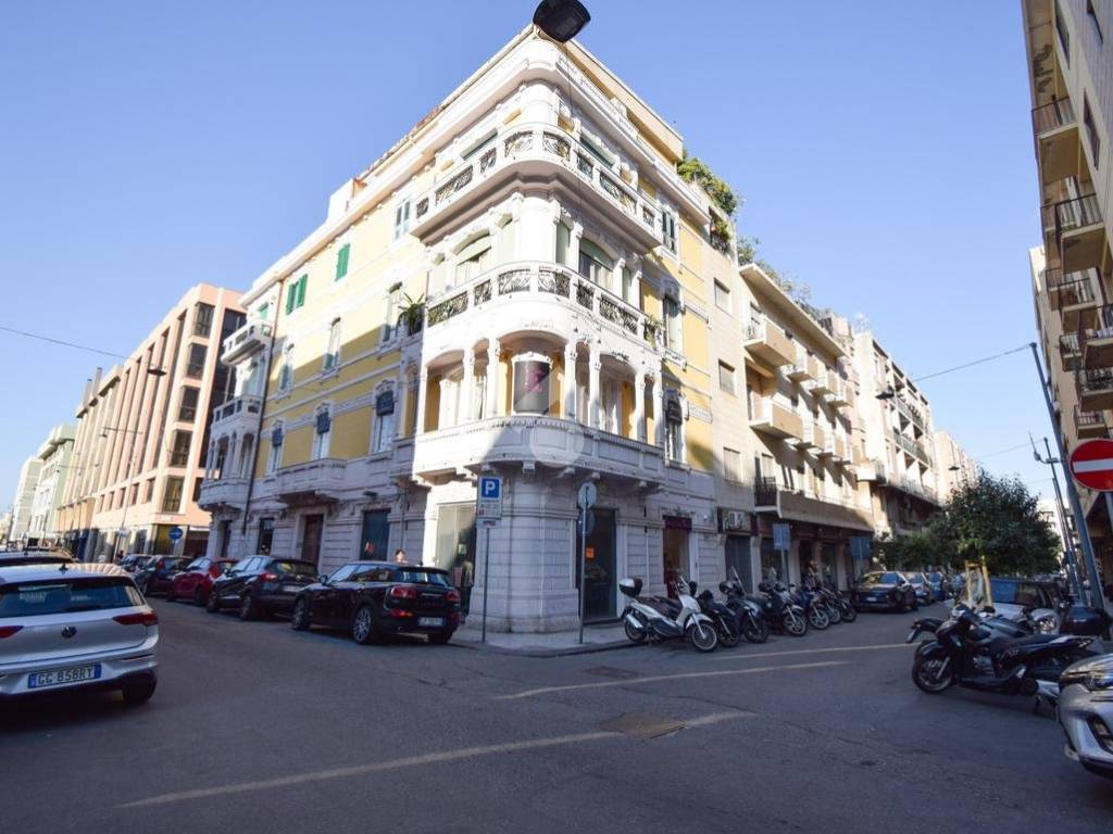 negozio in affitto a Messina