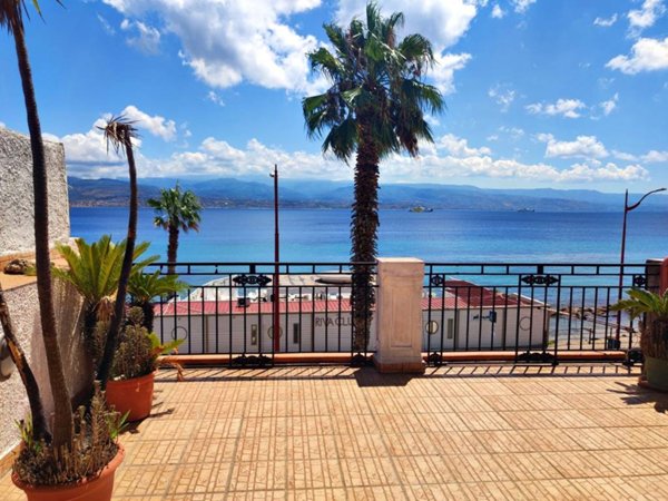 casa indipendente in affitto a Messina
