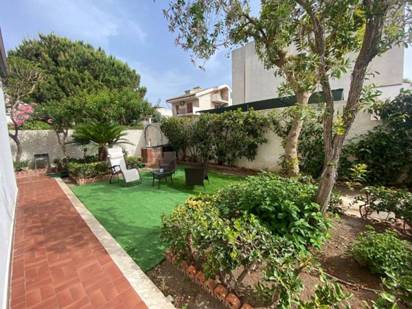 casa indipendente in affitto a Messina in zona Torre Faro