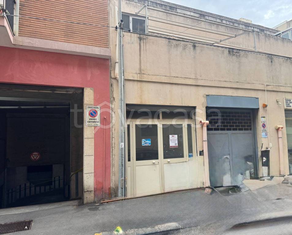 locale commerciale in affitto a Messina in zona Centro Storico