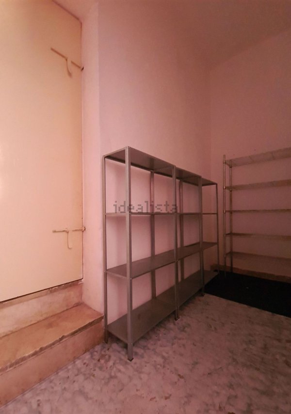 locale commerciale in affitto a Messina