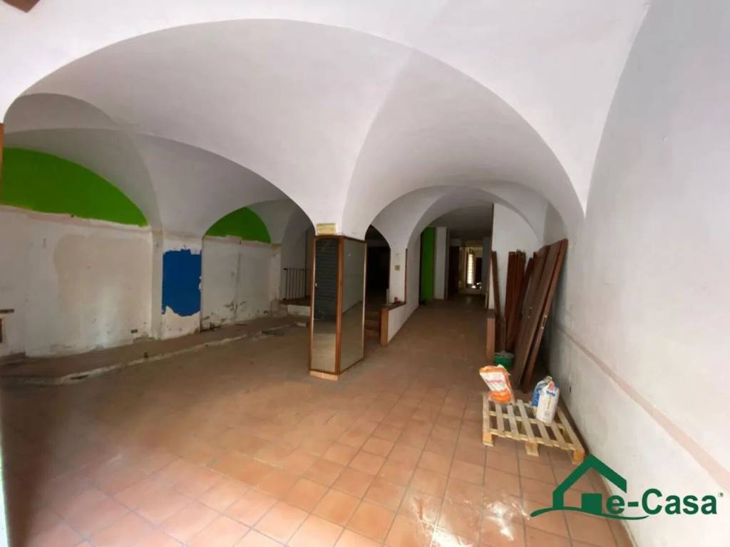 negozio in affitto a Messina in zona Centro Storico