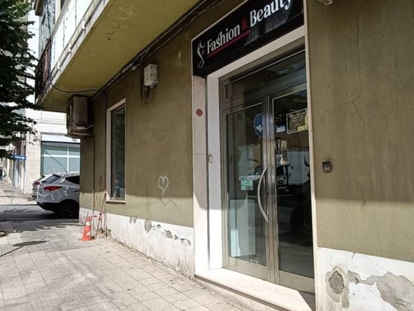 locale commerciale in affitto a Messina