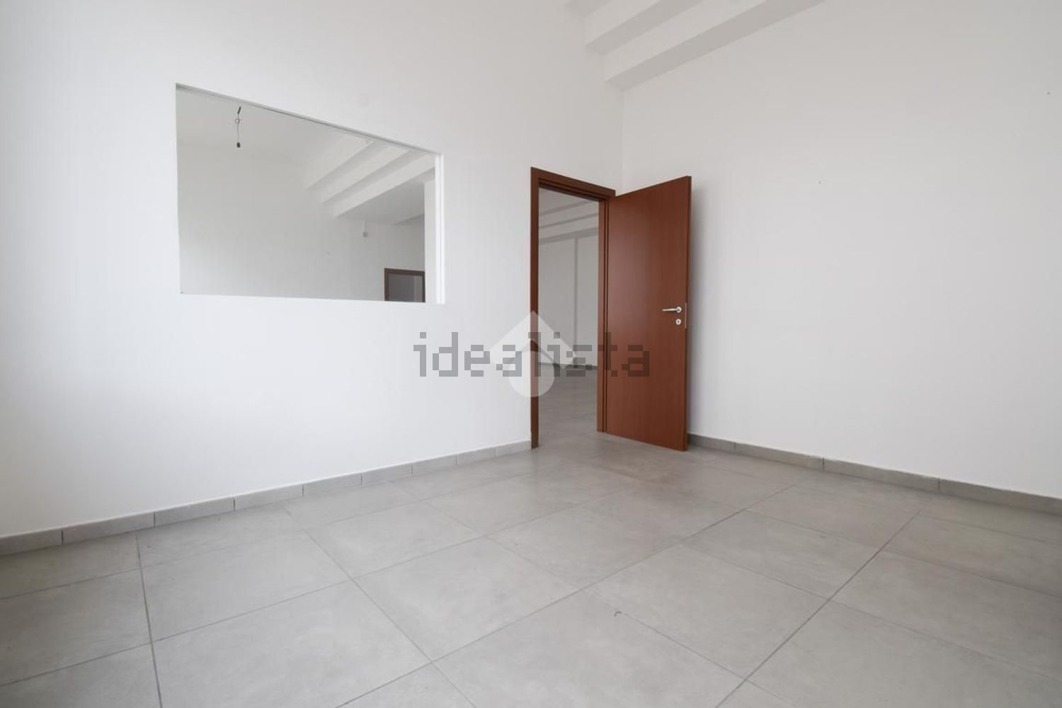 locale commerciale in affitto a Messina in zona Centro Storico