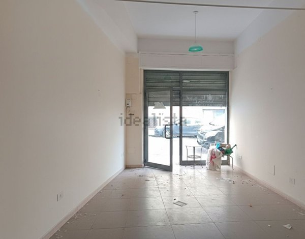 locale commerciale in affitto a Messina in zona Gravitelli