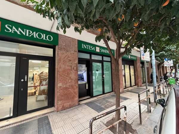 locale commerciale in affitto a Messina