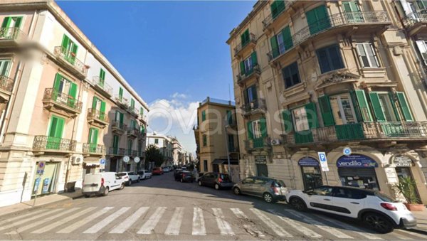 negozio in affitto a Messina