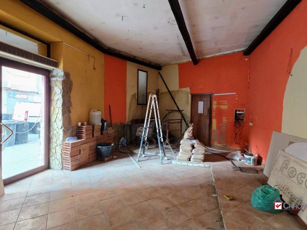 negozio in affitto a Messina