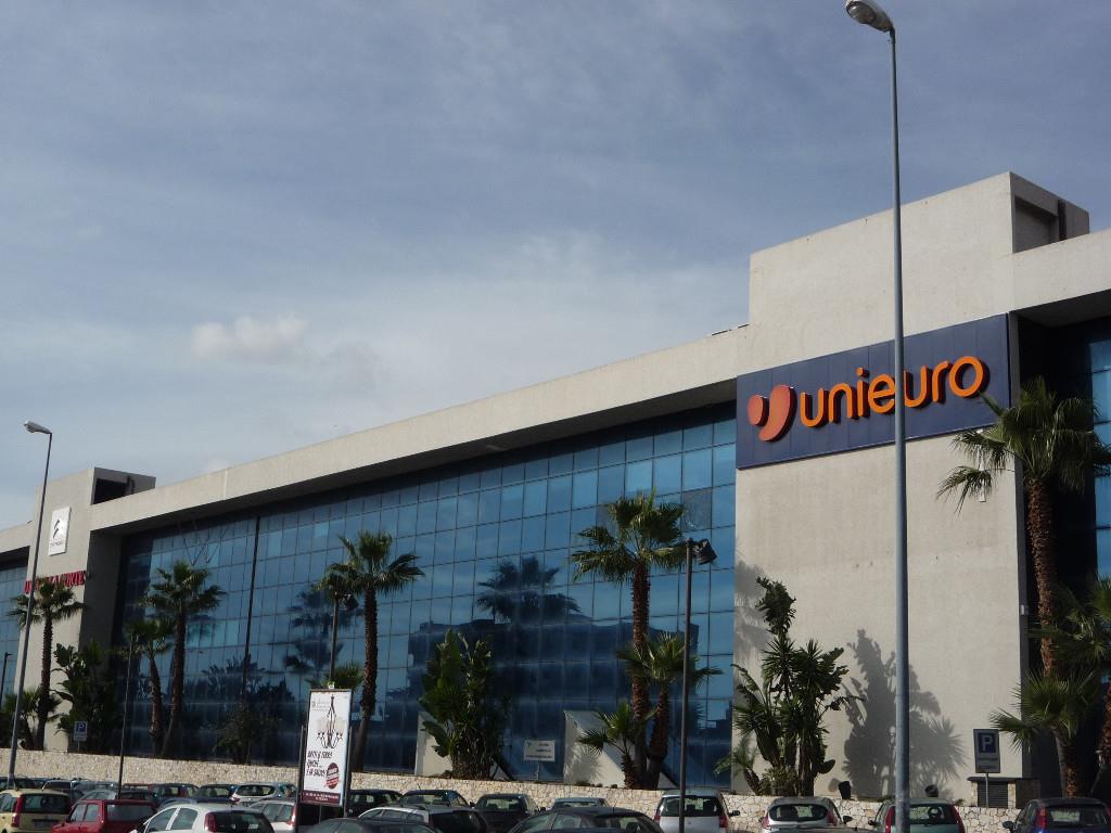 locale commerciale in affitto a Messina in zona Tremestieri