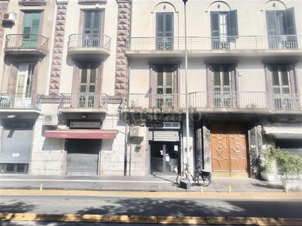 trivano in affitto a Messina in zona Centro Storico