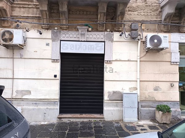 locale commerciale in affitto a Messina