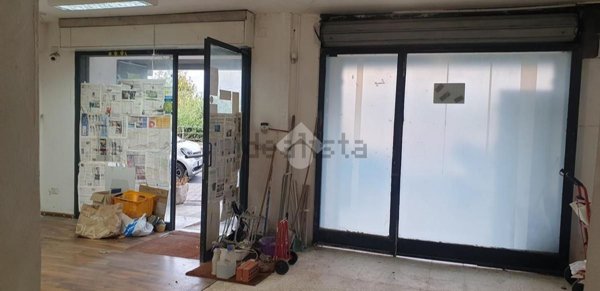 negozio in affitto a Messina in zona Paradiso