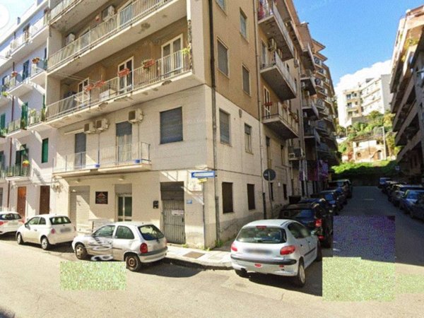 negozio in affitto a Messina