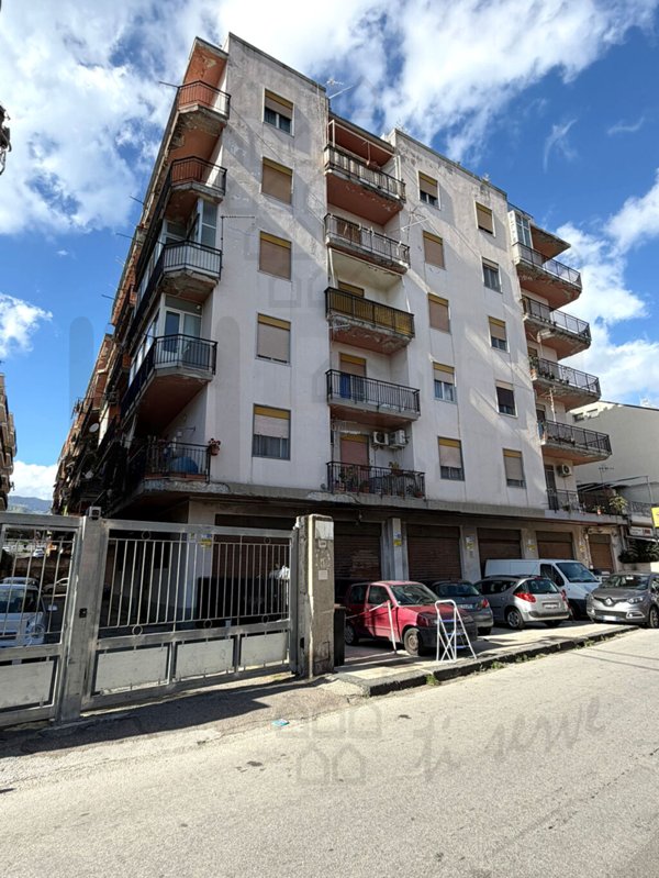 locale commerciale in affitto a Messina in zona Contesse