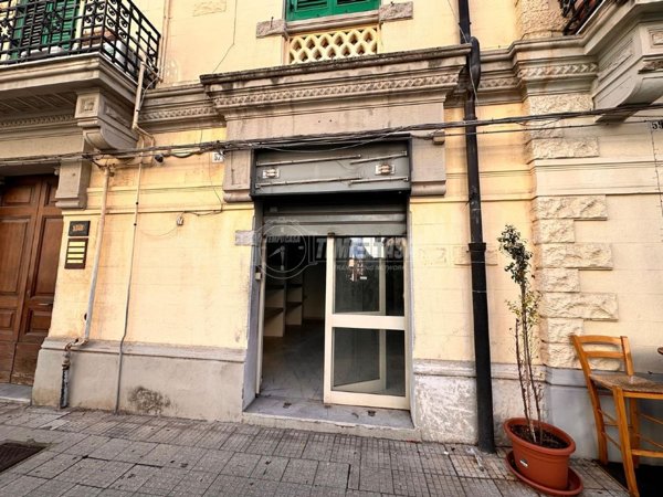 locale commerciale in affitto a Messina in zona Centro Storico