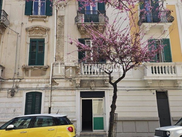 negozio in affitto a Messina in zona Centro Storico