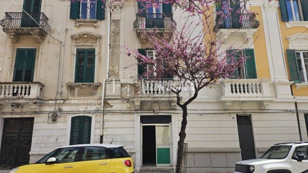 negozio in affitto a Messina in zona Centro Storico