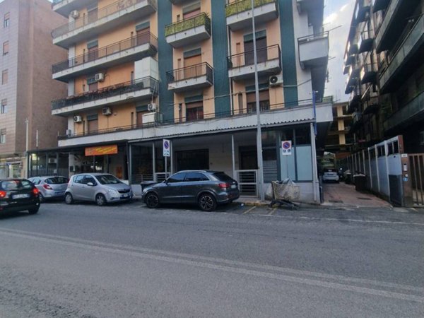 negozio in affitto a Messina in zona San Filippo