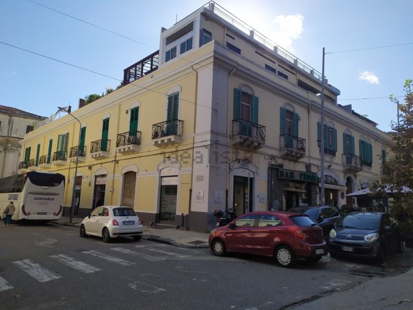 locale commerciale in affitto a Messina in zona Centro Storico