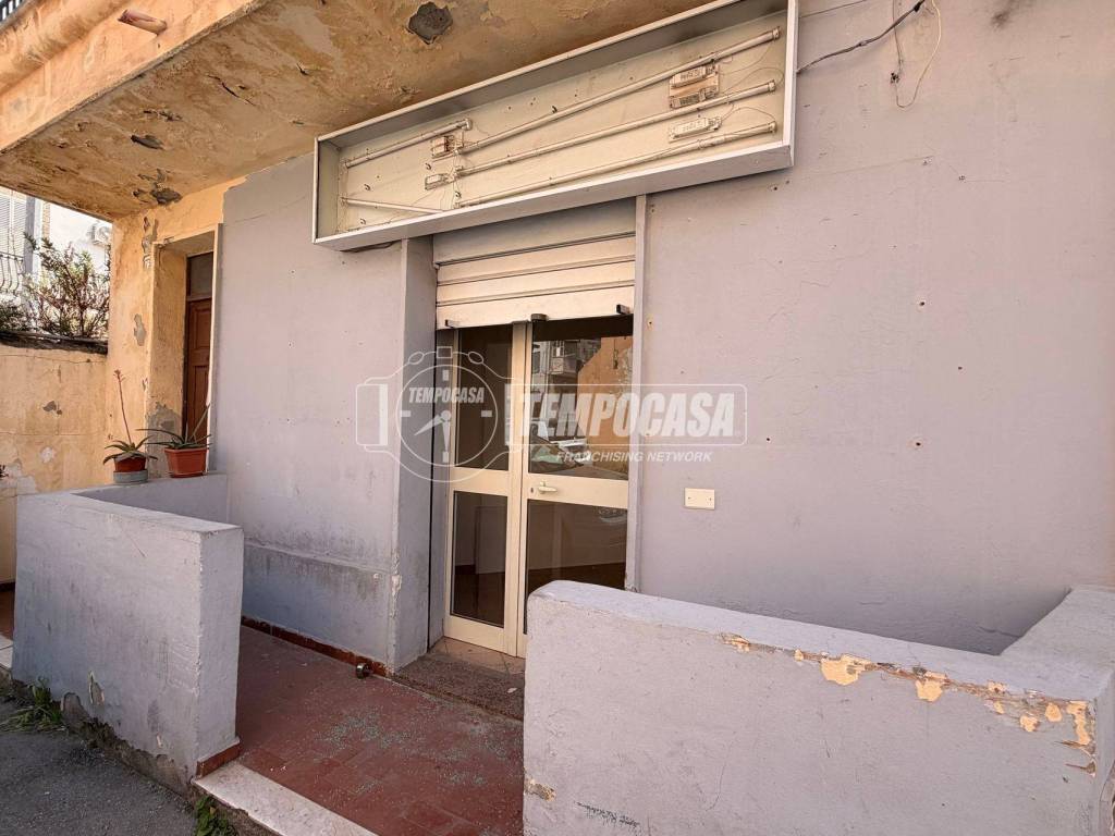 negozio in affitto a Messina in zona Tremestieri