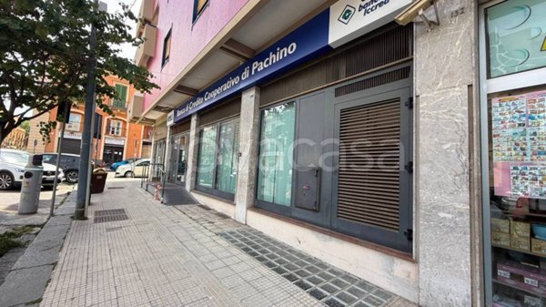 negozio in affitto a Messina