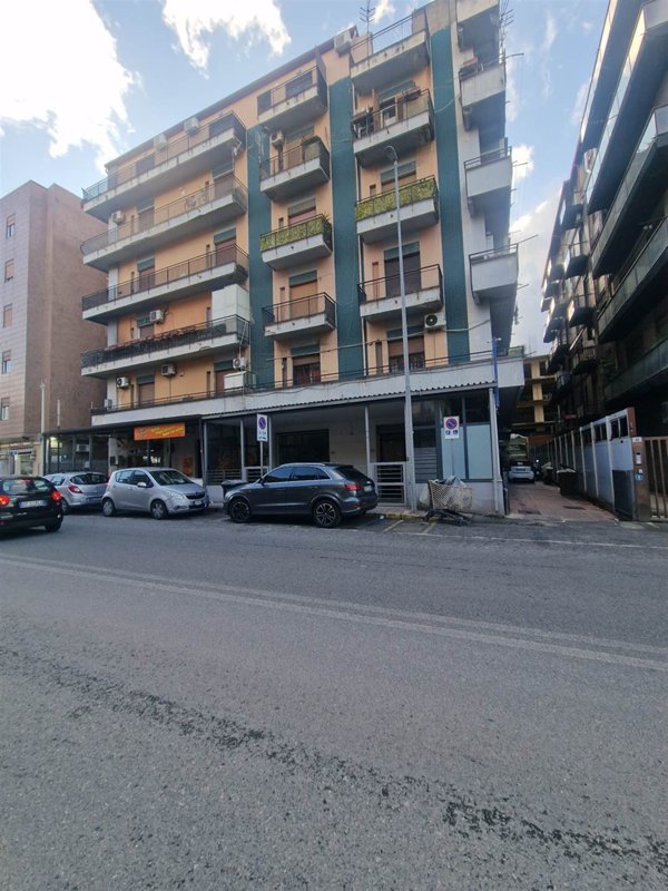negozio in affitto a Messina in zona Gazzi