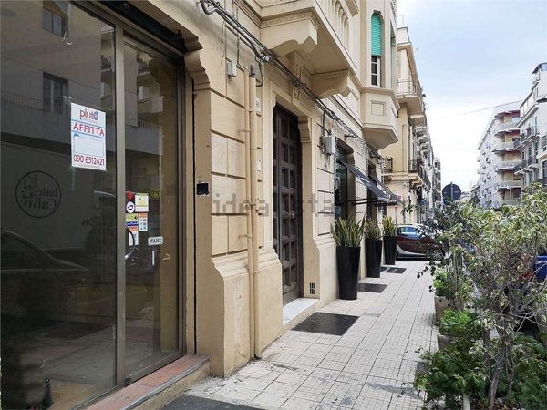 locale commerciale in affitto a Messina in zona Centro Storico