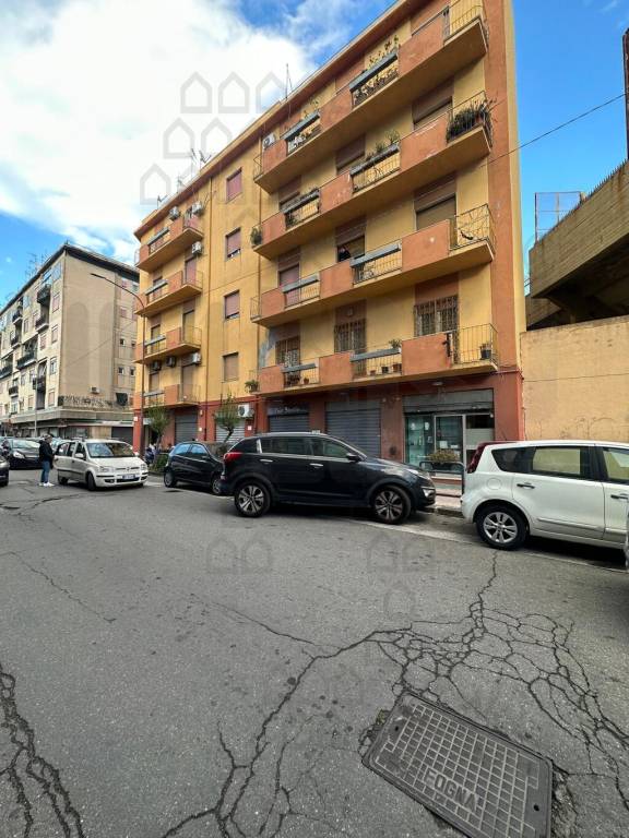 negozio in affitto a Messina in zona Centro Storico