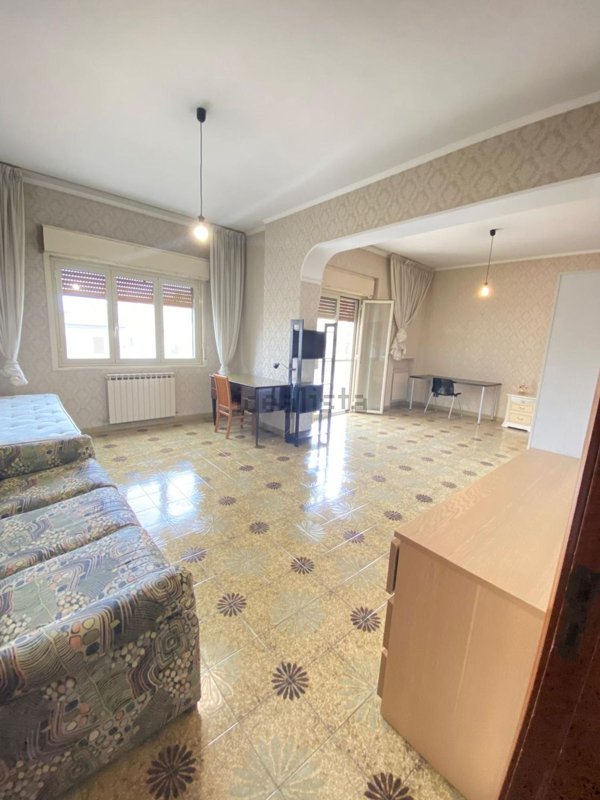 casa indipendente in affitto a Messina