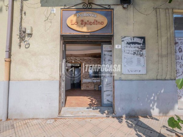 negozio in affitto a Messina