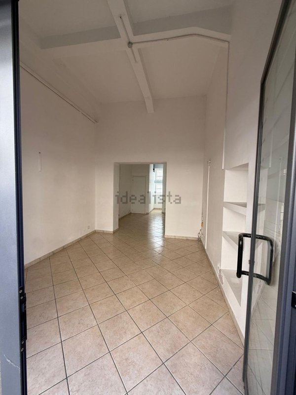 locale commerciale in affitto a Messina in zona Centro Storico
